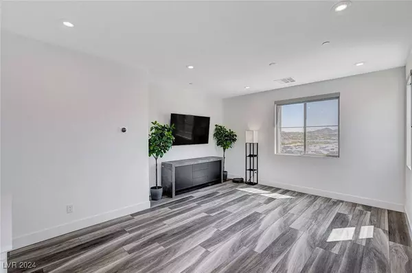 2546 Veronella Street, Henderson, NV 89044