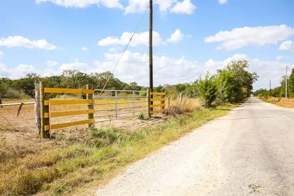 TBD County Road 132, Hallettsville, TX 77964