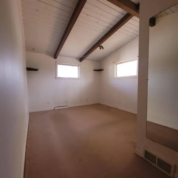 1920 Millbrook SE Street, Grand Rapids, MI 49508