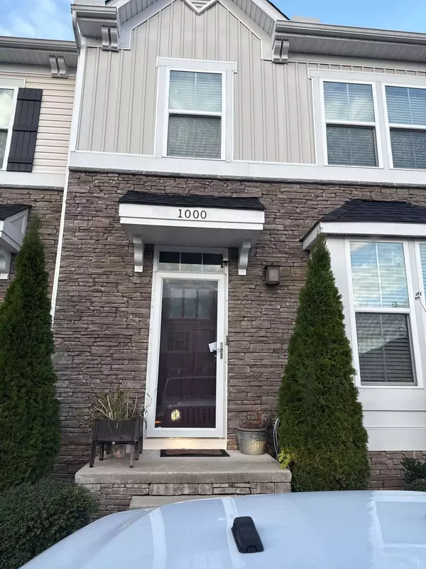 4316 Summercrest Blvd #1000, Antioch, TN 37013