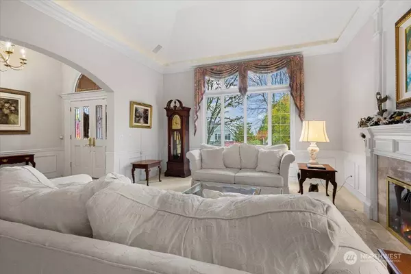 6707 Cascade AVE SE, Snoqualmie, WA 98065