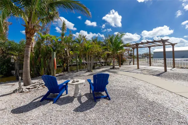 1611 RIVERSIDE DR, Englewood, FL 34223