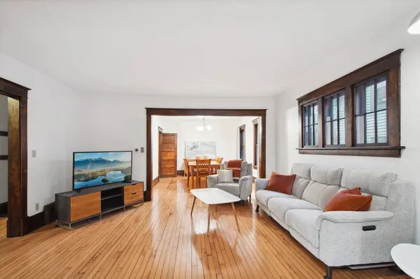 2307 Ione ST, Roseville, MN 55113