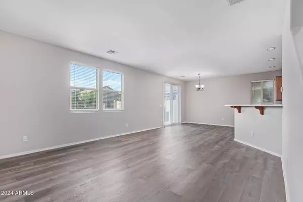 40300 W PEGGY Court, Maricopa, AZ 85138