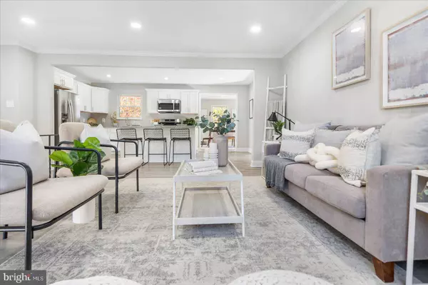 305 S CAROLINA AVE, Pasadena, MD 21122