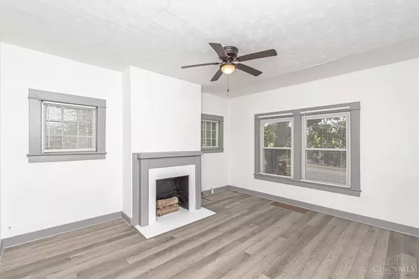 124 S Shaffer St, Springfield, OH 45506