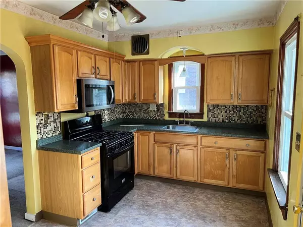 1406 Elliott St, Verona, PA 15147