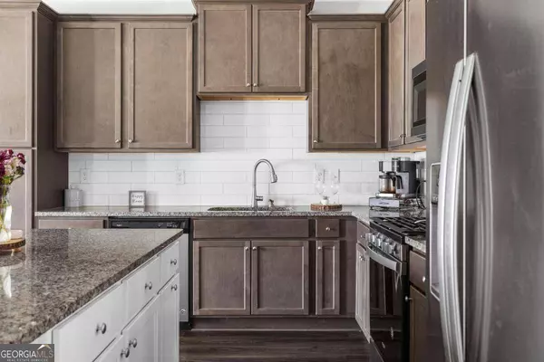 1950 Drew DR NW, Atlanta, GA 30318