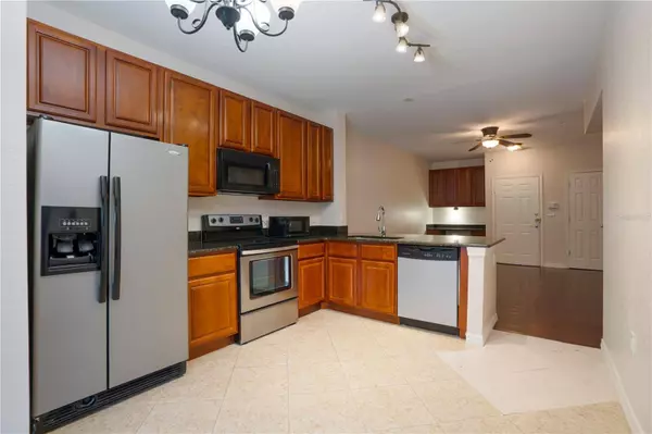 911 N ORANGE AVE #503, Orlando, FL 32801