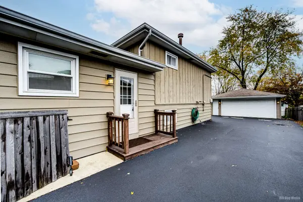 17347 OSCEOLA Avenue, Tinley Park, IL 60477