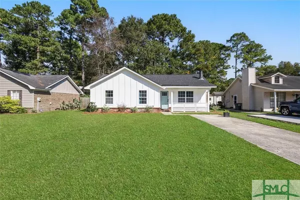 152 S Robinhood DR, Savannah, GA 31406