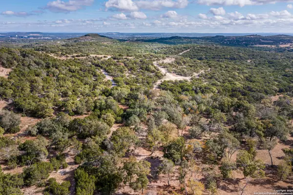 50 THUNDER CREEK RD, Boerne, TX 78006
