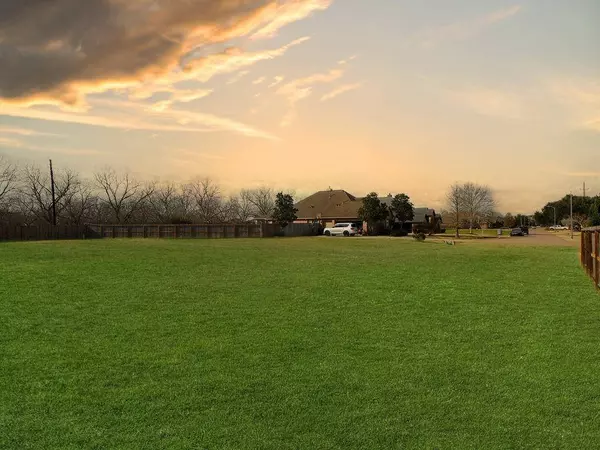 33231 Worthing LN, Weston Lakes, TX 77441