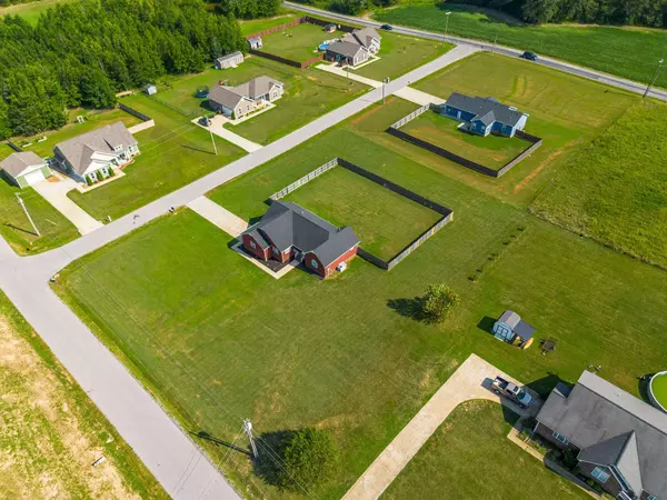 972 Presley Cir, Mount Pleasant, TN 38474