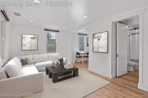 62 ANDRESEN, Hazel Park, MI 48030