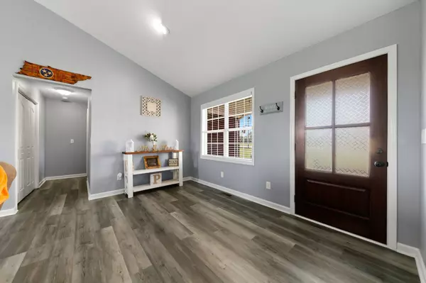 972 Presley Cir, Mount Pleasant, TN 38474