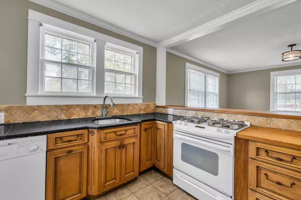 602 Scott ST, Scottsboro, AL 35768