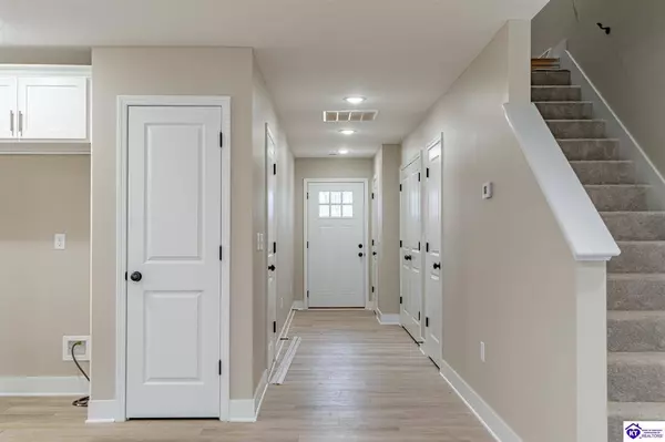 206 A Hunter Lane, Elizabethtown, KY 42701