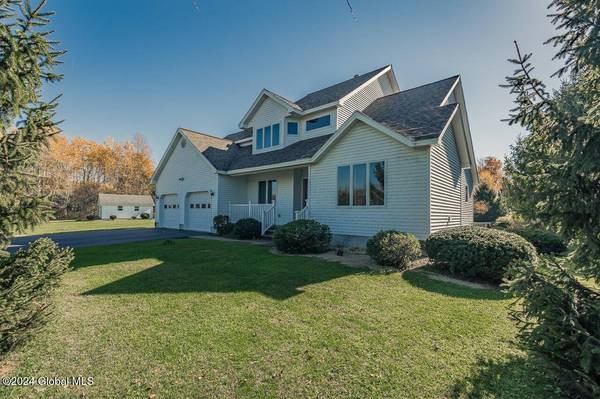 2092 Donnan Road, Galway Village, NY 12074