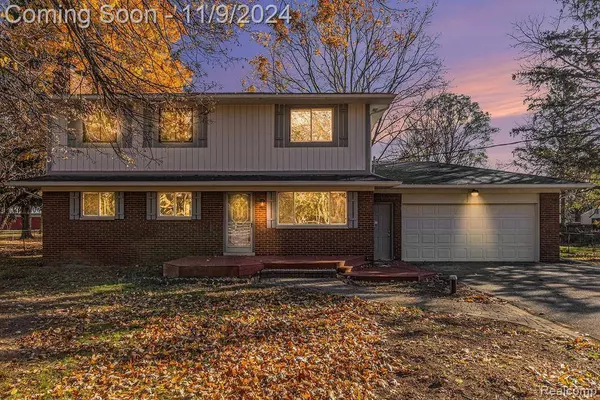 5840 ORMOND Road, White Lake, MI 48383