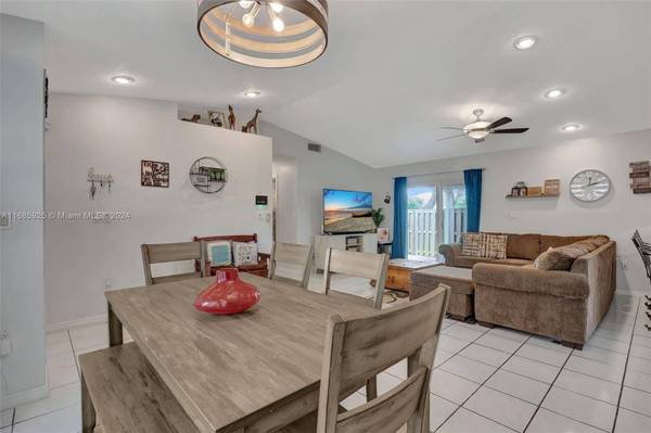 22207 SW 97th Ct, Cutler Bay, FL 33190