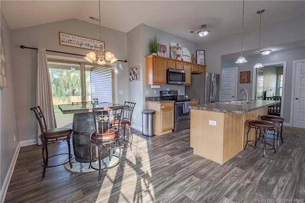 8706 Black Oak Dr, Charlestown, IN 47111-0010