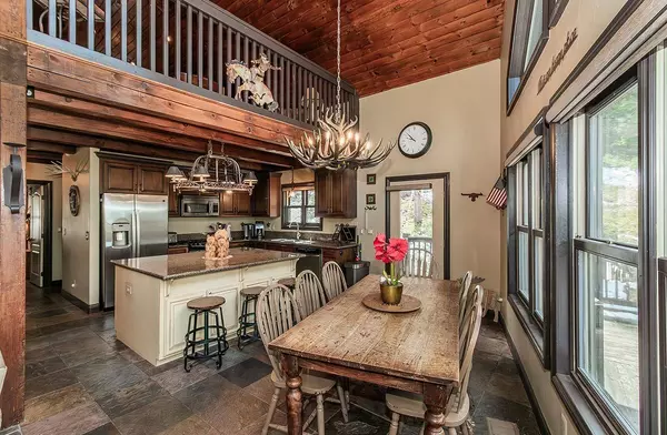 40542 Wild Iris Lane, Shaver Lake, CA 93664