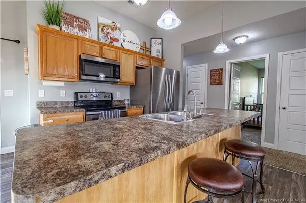 8706 Black Oak Dr, Charlestown, IN 47111-0010