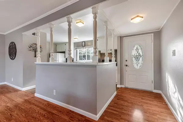 5684 Holland LN, San Jose, CA 95118