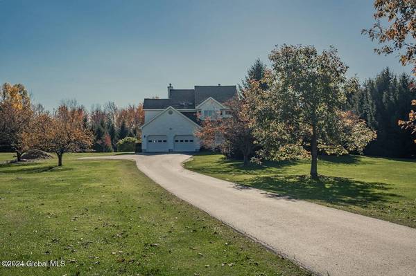 2092 Donnan Road, Galway Village, NY 12074