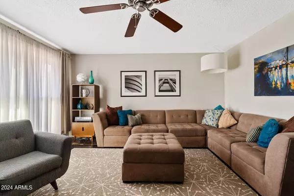 7923 E HUBBELL Street, Scottsdale, AZ 85257