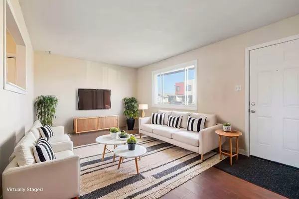 1823 42 ST SE, Calgary, AB T2B 1G1