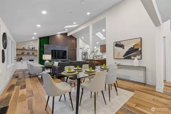 9375 SE 47th ST, Mercer Island, WA 98040