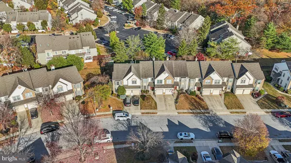 60 SANDHURST DR, Mount Laurel, NJ 08054