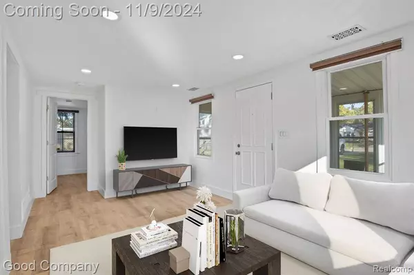 62 ANDRESEN, Hazel Park, MI 48030