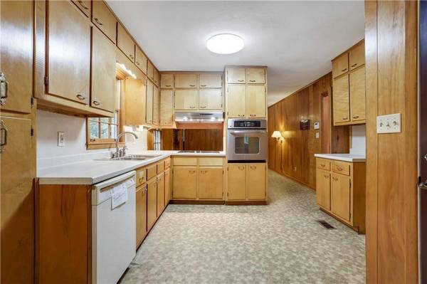 3425 New Macland RD, Powder Springs, GA 30127