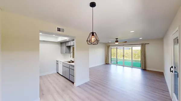 1111 E Ramon RD #46, Palm Springs, CA 92264