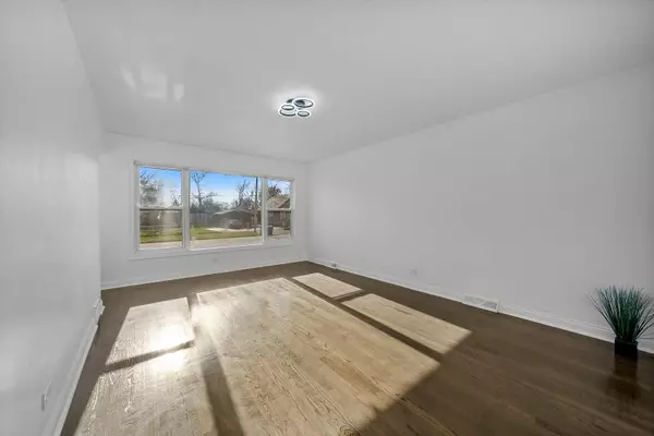 3714 149th ST, Midlothian, IL 60445