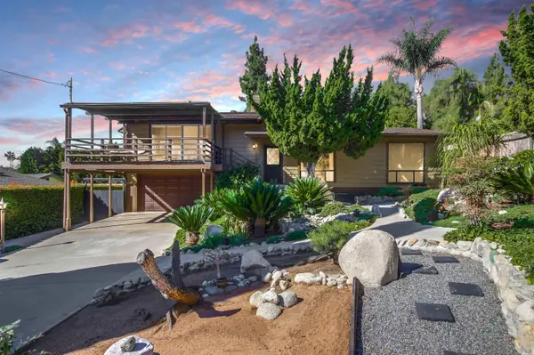 4566 Glen St, La Mesa, CA 91941