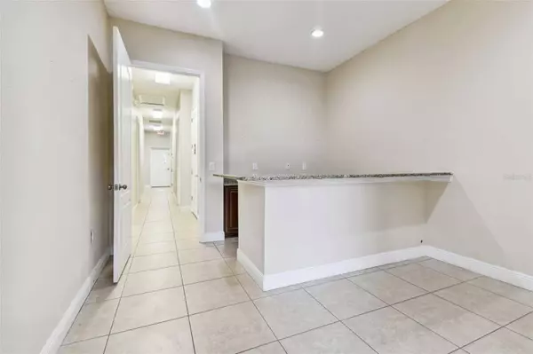 9418 BALM RIVERVIEW RD, Riverview, FL 33569