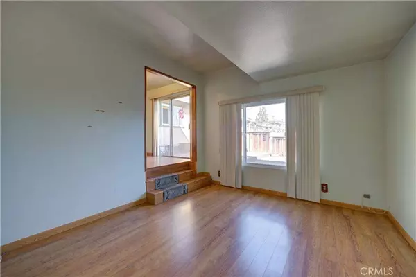 919 Sandalwood AVE, Arroyo Grande, CA 93420