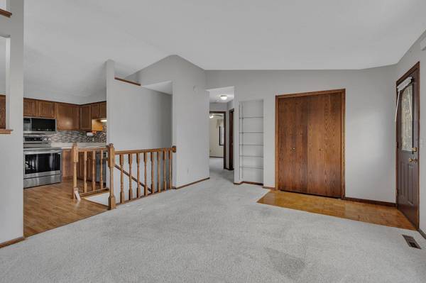 8791 Goldenrod LN N, Maple Grove, MN 55369