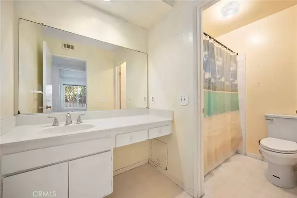 5801 Gloucester CIR, Westminster, CA 92683