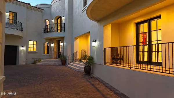 3800 E Lincoln Drive #57, Phoenix, AZ 85018