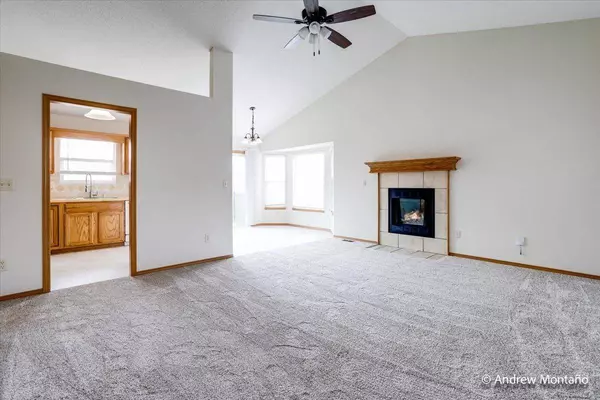 221 S Maize Rd, Units 31-32, Wichita, KS 67209