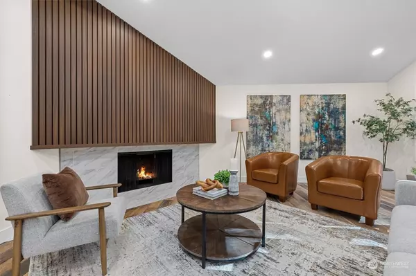 9375 SE 47th ST, Mercer Island, WA 98040