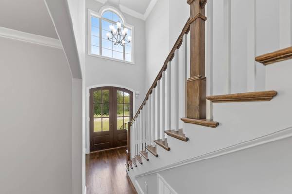 1513 Oak Branch Dr, Columbia, TN 38401