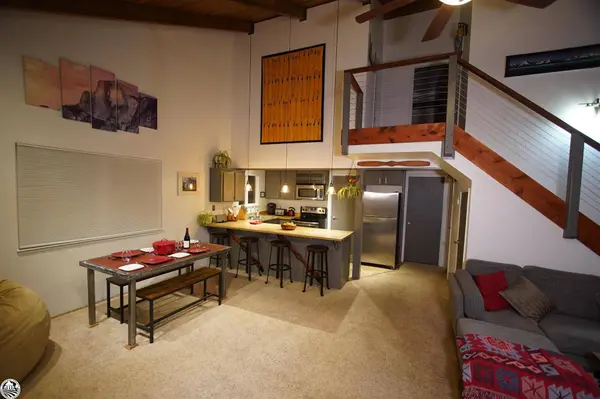 21027 Iris Court, Groveland, CA 95321-9551