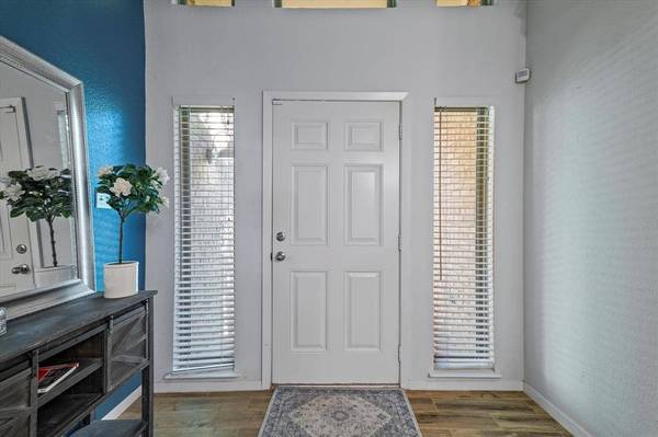 2846 Southridge Drive, Grapevine, TX 76051