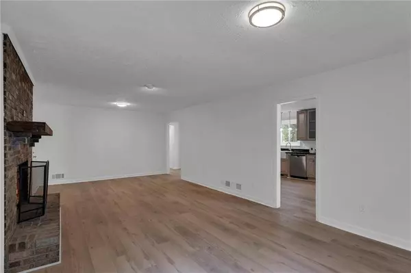 1555 Kon Tiki LN, Jonesboro, GA 30236